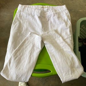 White jeggings!